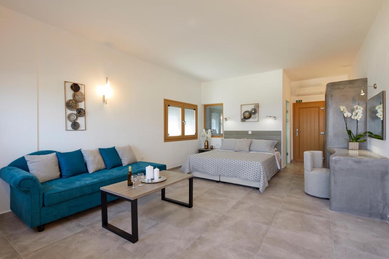 Alyvia Suites イア エクステリア 写真